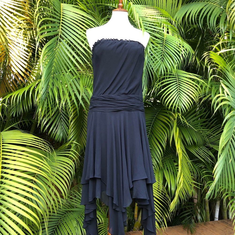 BCBG Max Azria stunning  black strapless d…